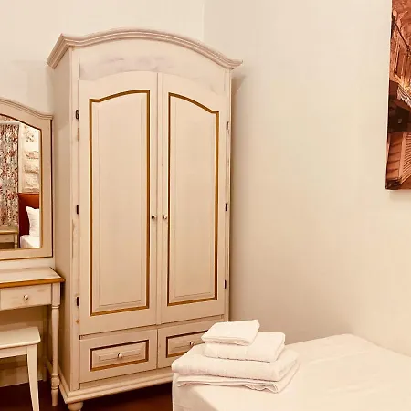 Case de vacanță Mouragia House